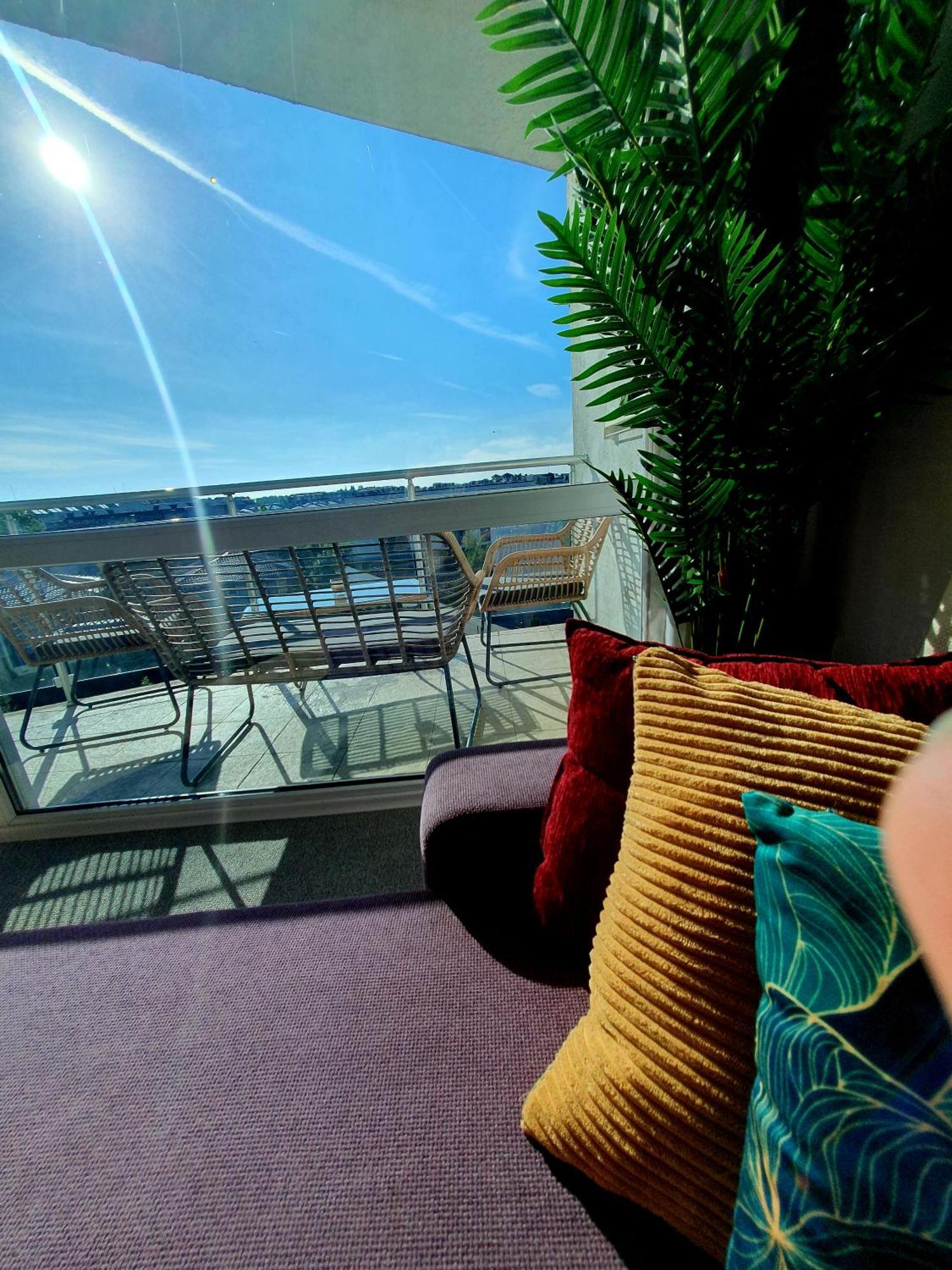Elena'S Lux Aparthotel - Town & Sea View - Atlantis Spa Sarafovo Extérieur photo