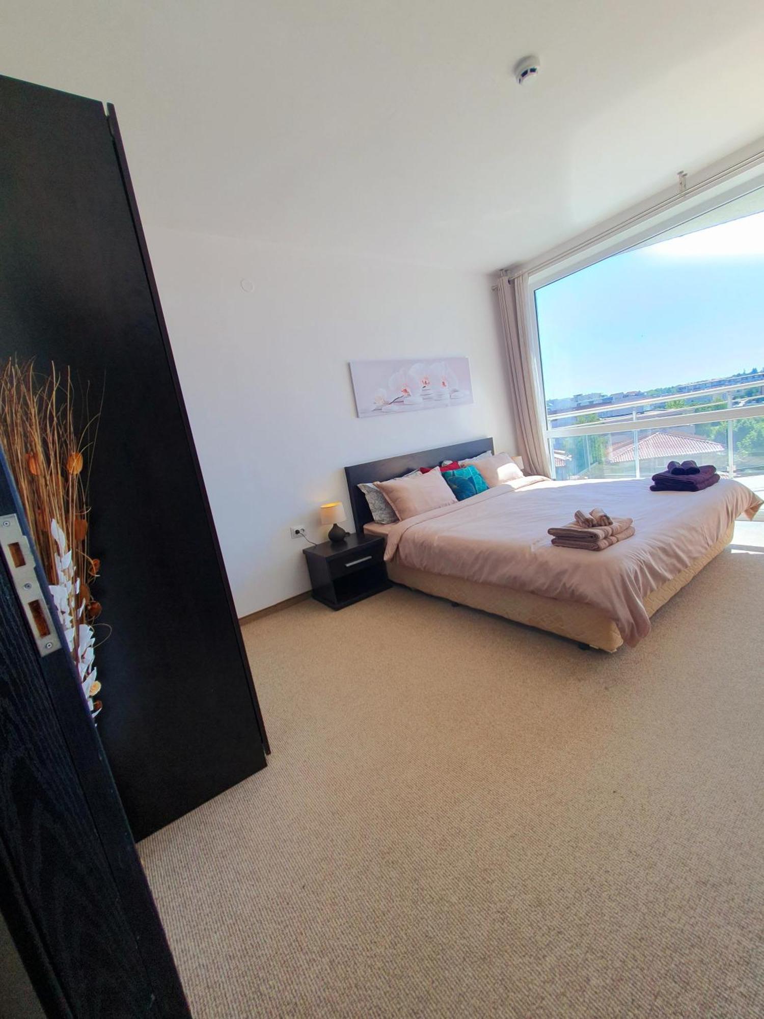 Elena'S Lux Aparthotel - Town & Sea View - Atlantis Spa Sarafovo Extérieur photo