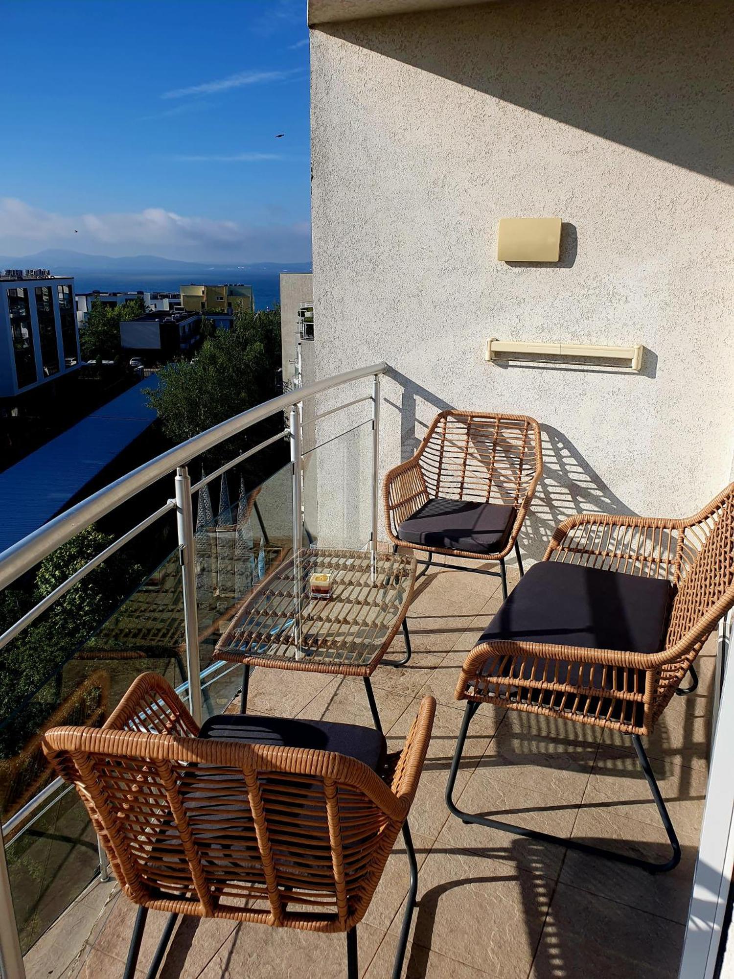 Elena'S Lux Aparthotel - Town & Sea View - Atlantis Spa Sarafovo Extérieur photo